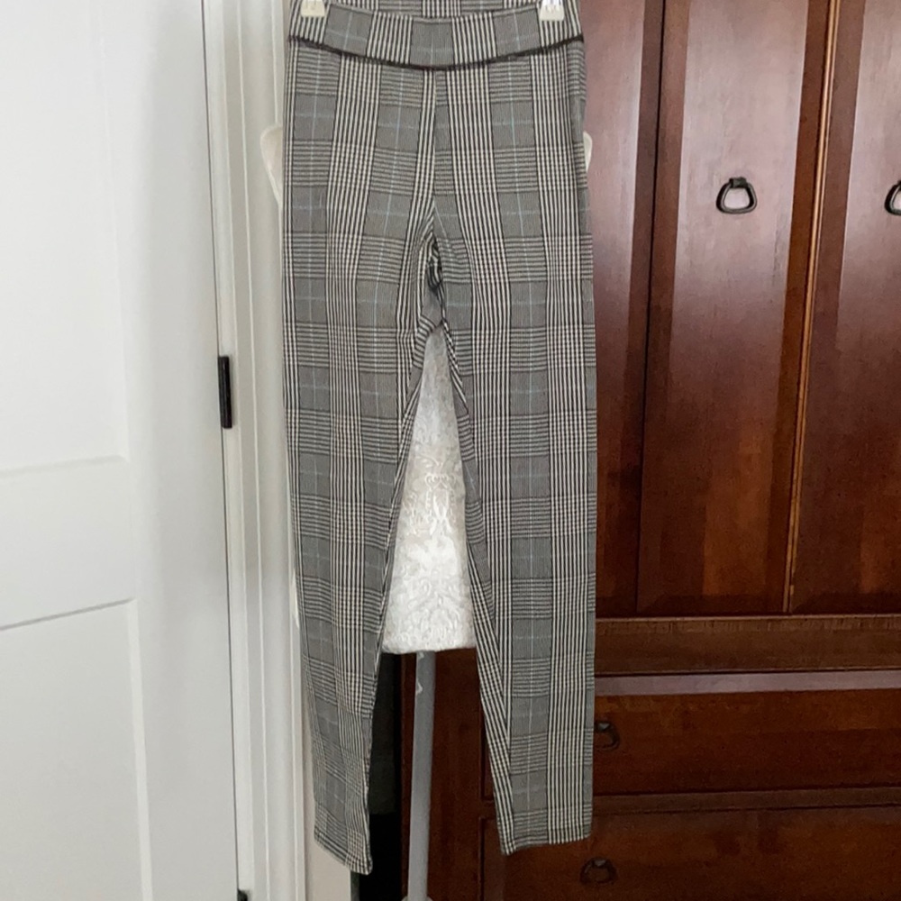 AE hounds tooth/check legging